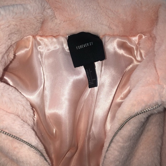 Fuzzy jacket - Picture 3 of 4